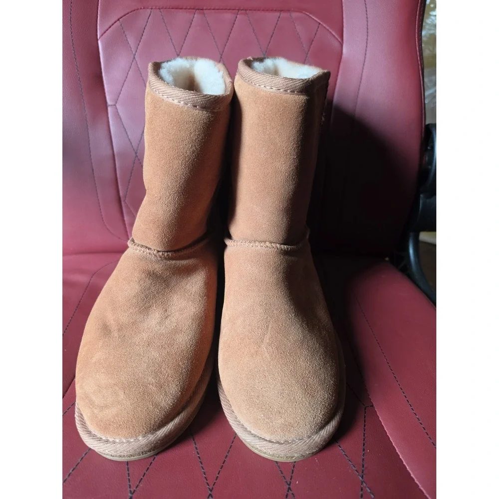 Tamarack Fur Lined Brown Boots Women's Size 9